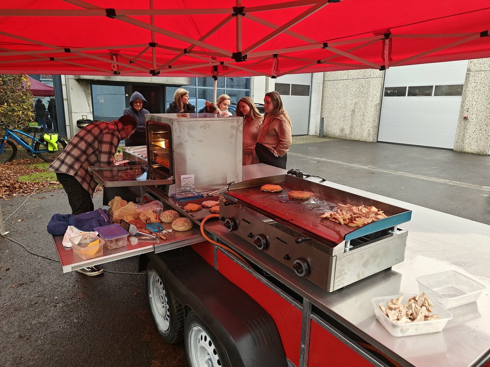 ff8199a9-9664-43bd-bd4d-f1ebe1c3dee1